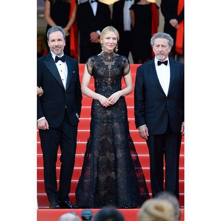 凱特布蘭琪「回收」2014年在金球獎頒獎典禮穿過的亞曼尼高級訂製服，重新搭配蕭邦的頂級珠寶。圖／取自IG @giorgioarmani