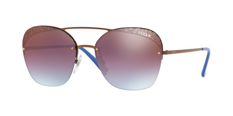 Vogue Eyewear金屬蕾絲系列太陽眼鏡，約6,500元。圖／Luxottica提供