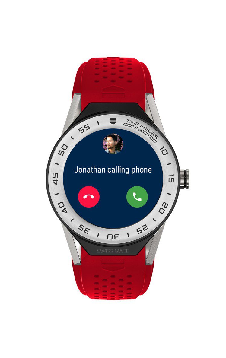 泰格豪雅Connected Modular 41智能腕表，精鋼表圈搭配紅色橡膠表帶款，約37,500元。圖／TAG Heuer提供