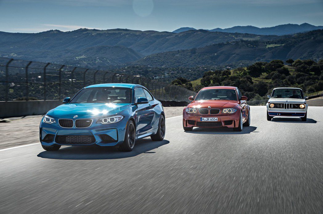 圖左至右為BMW M2、BMW 1 Series M Coupe(1M)與BMW...