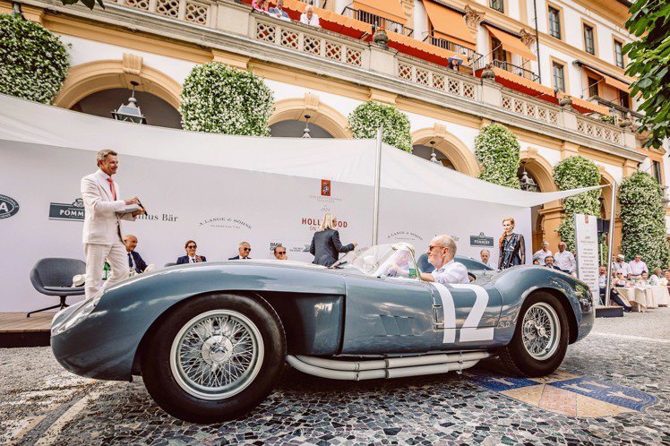 Concorso d’Eleganza Villa d’Este古董車比賽2018 年最迷人的車款:法拉利 335 Sport，1958 年出產。圖／朗格提供