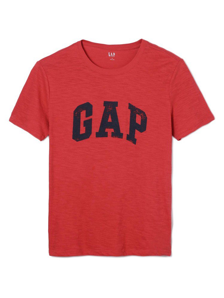 GAP徽標簡約風格柔軟舒適短袖T恤，約799元。圖／GAP提供