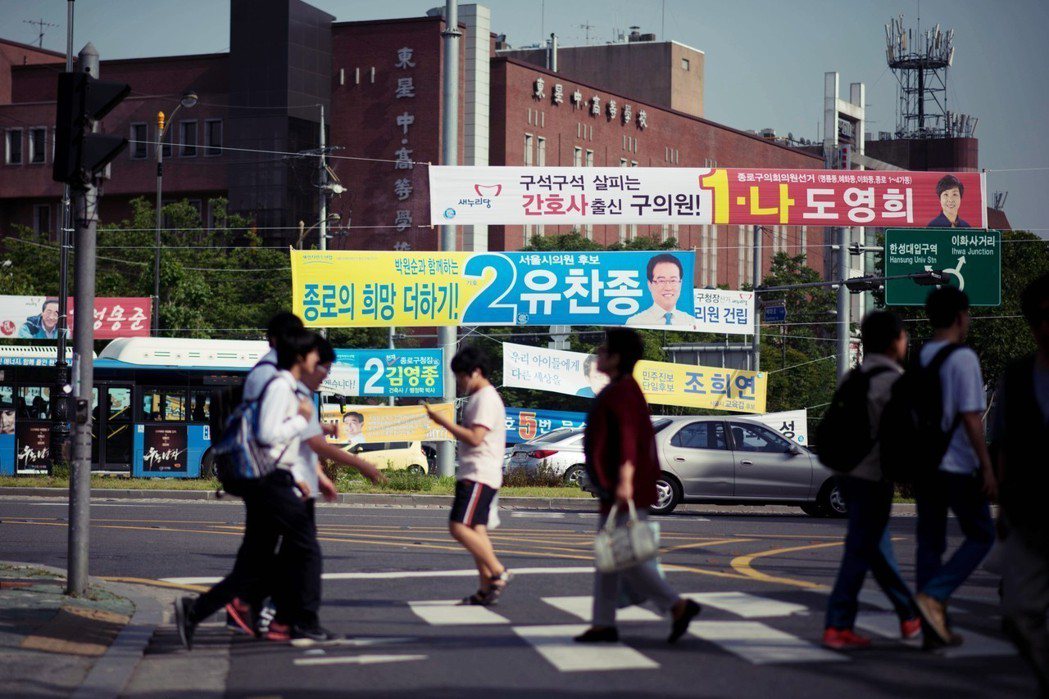 南韓地方選舉倒數計時，雖然這次選情看似冷清，卻是觀察保守與進步兩派消長的關鍵時刻...