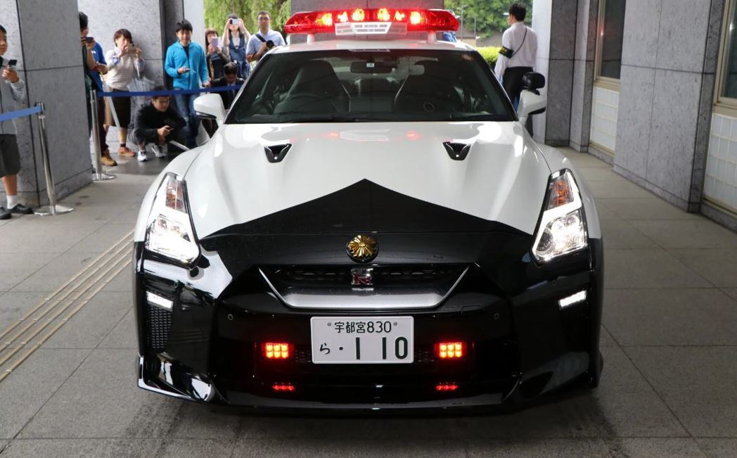 廠徽改為日本警隊的旭日章，特別有正義的味道。 摘自carscoops