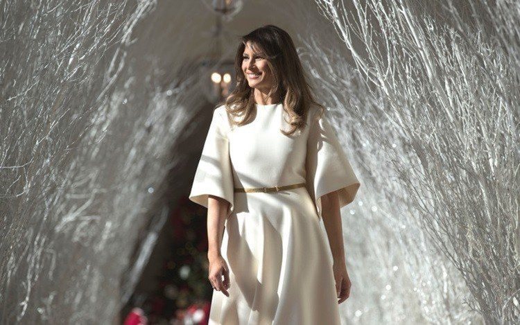 梅蘭妮亞川普去年穿Dior的洋裝過聖誕節。圖／美聯社
