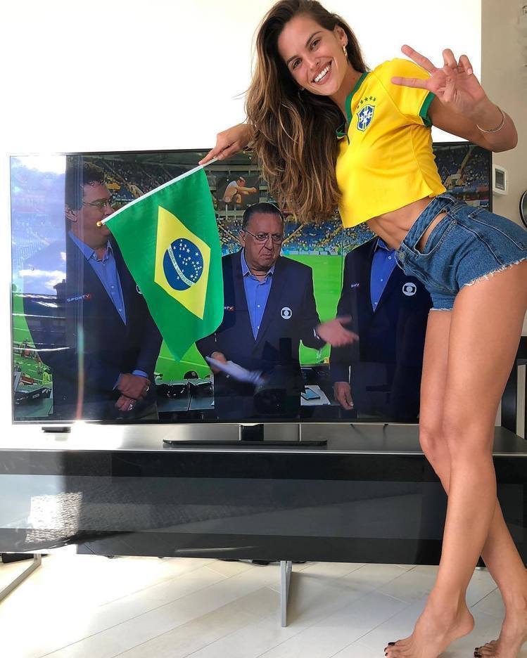 巴西超模Izabel Goulart。圖／擷自instagram
