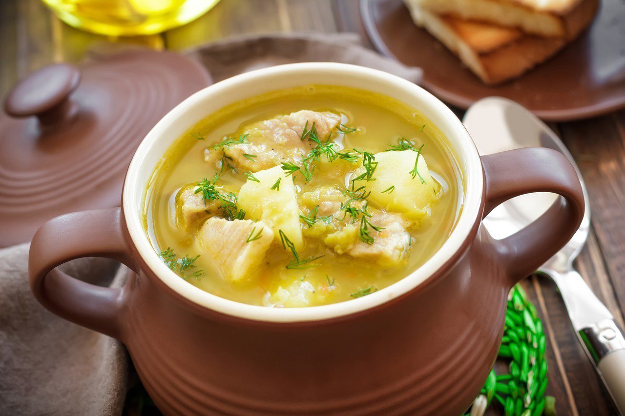 許多人普遍認為，熬煮的湯含有豐富的營養成分。