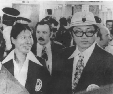 1976年蒙特婁奧運，我代表團因名稱問題無法參賽‧。圖為紀政（左）與楊傳廣在蒙特...
