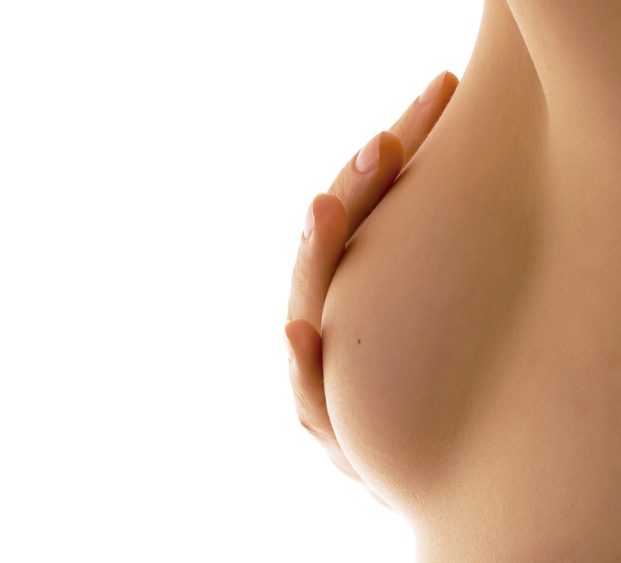 美國每年平均約30萬人次的隆乳，台灣估算每年有一萬至二萬人次。