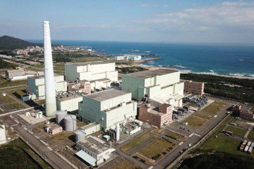 果殼／能源轉型政策三支箭：台灣短期內的供電難題