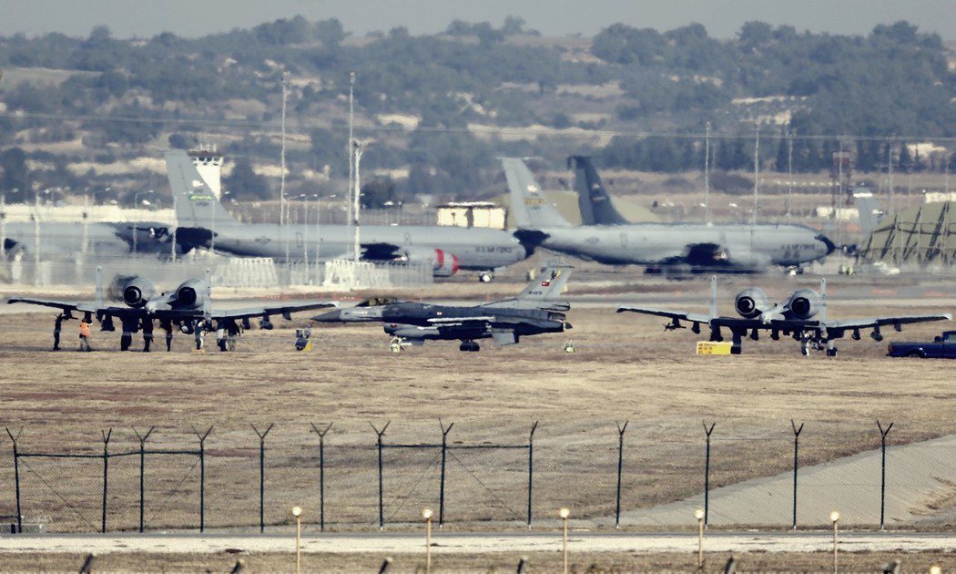 土耳其南部的因斯里克空軍基地，是北約最接近敍利亞、伊拉克及伊朗的空軍據點，不只存...