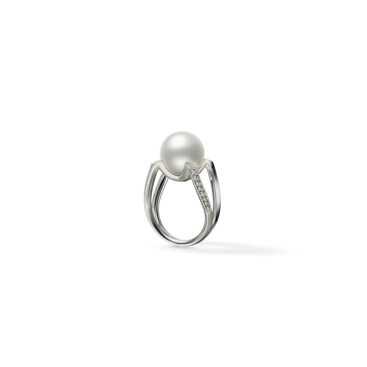 MIKIMOTO M Collection 南洋珍珠18K 白金鑽石戒指，24萬...