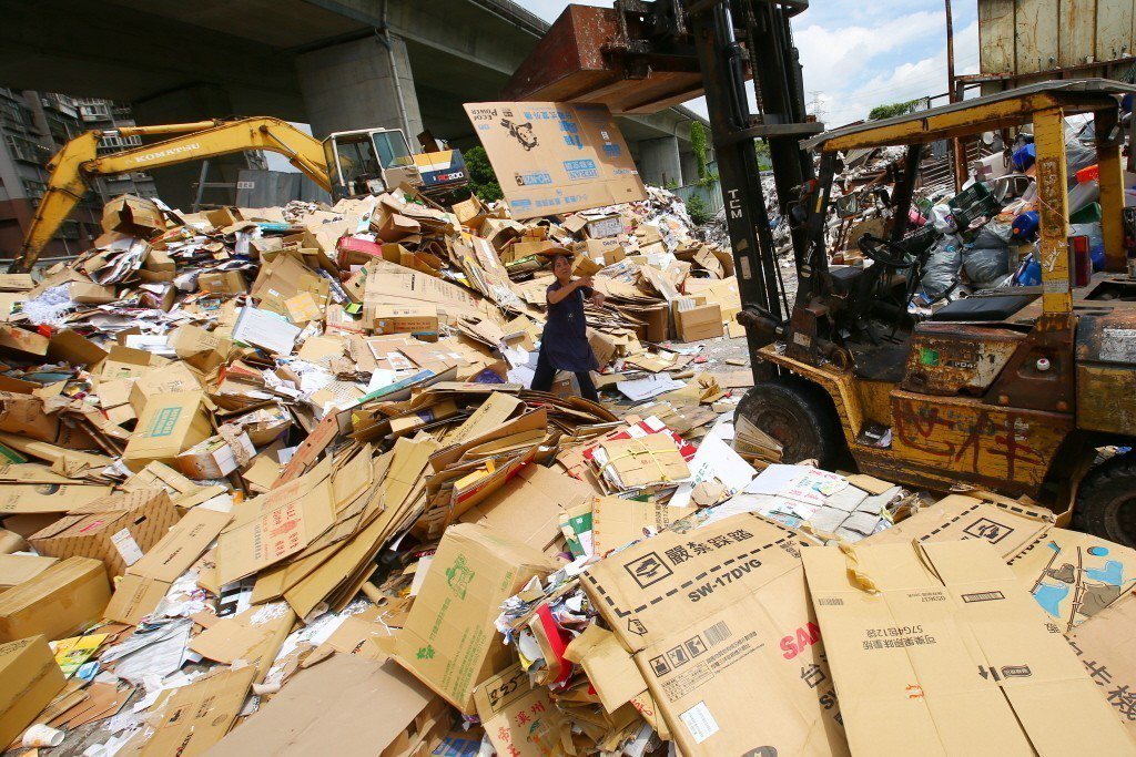 洋垃圾進口，是否會惡化本地回收系統？ 圖／聯合報系資料照