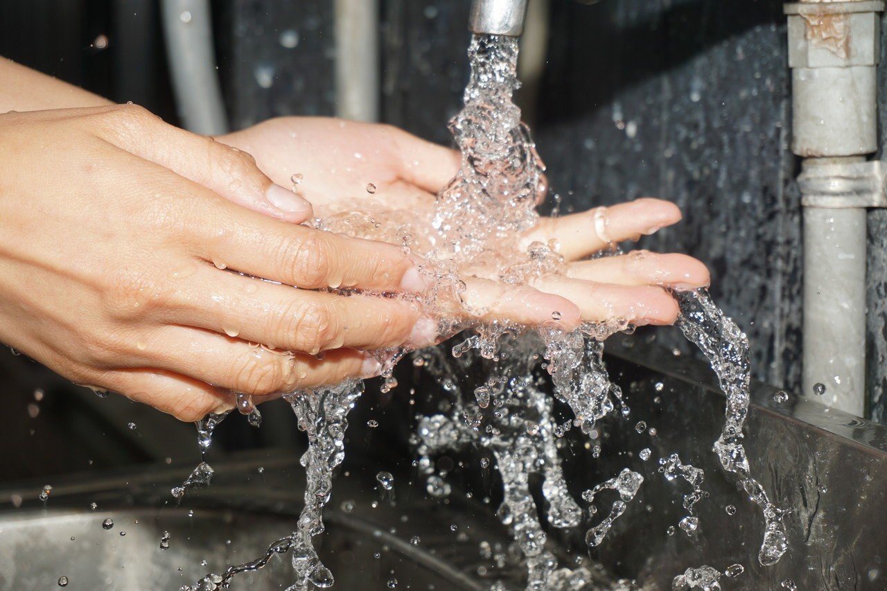 醫師洪瑋勵提醒，預防方法也包含要用肥皂或洗手乳正確洗手。圖／本報資料照片