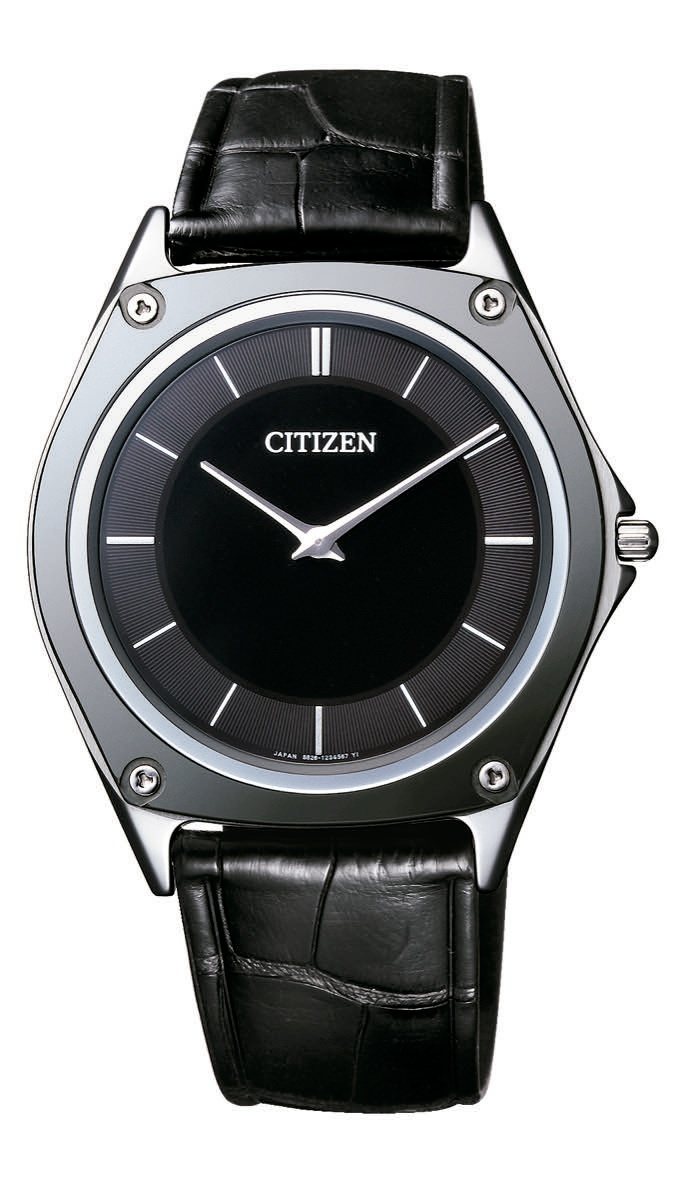 Citizen Eco-Drive One AR5044-03E腕表，金屬陶瓷搭配Altic鋁鈦碳表殼，台灣限量4只，約19萬8,000元。