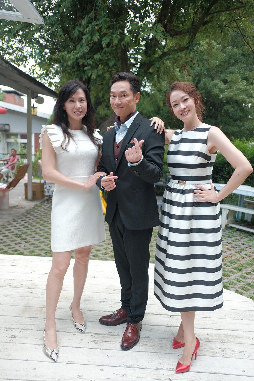 潘慧如(右起)、謝祖武、涂善妮在「初戀的情人」中構成三角關係。圖／TVBS提供
