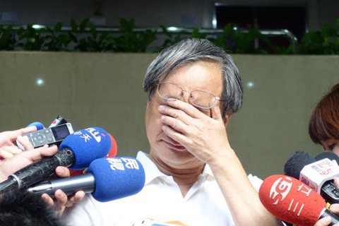 小野莫為政治批評難過，請為被毀滅的台北文化哭泣