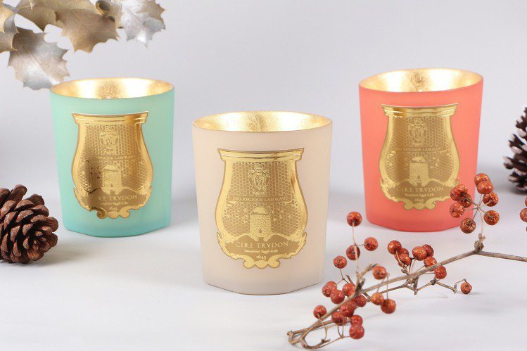 Cire Trudon耶誕節限量蠟燭系列以古埃及神話為調香靈感，售價皆為3,78...