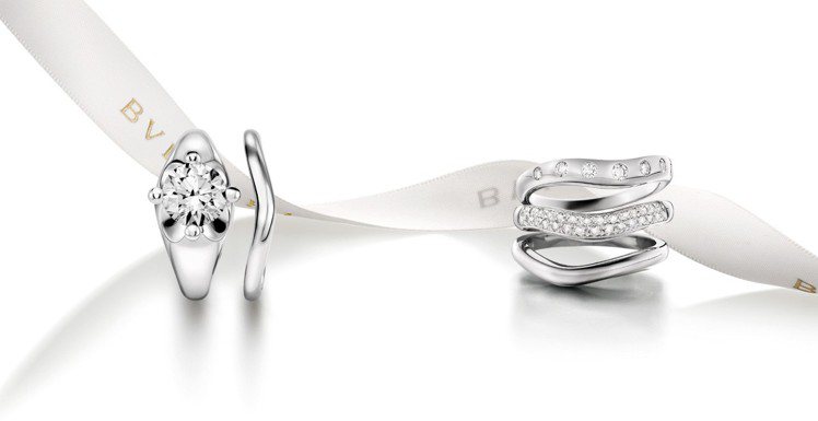 BVLGARI Bridal  Corona 系列婚戒，以波浪造型戒環為設計重點。圖／寶格麗提供