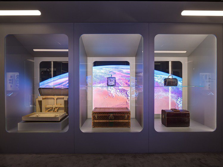 路易威登「時空．錦．囊」的精彩旅程遨遊天下主題展間。圖／LV提供
