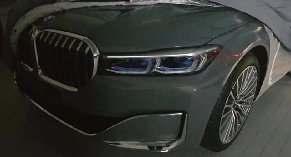 疑似小改款BMW 7-Series局部車頭照。 摘自Carscoops