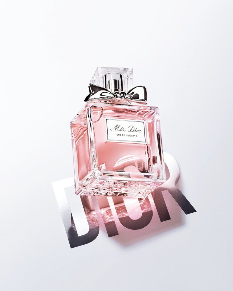 全新Miss Dior淡香水，50ml售價3,300元、100ml售價4,650元。圖／迪奧提供