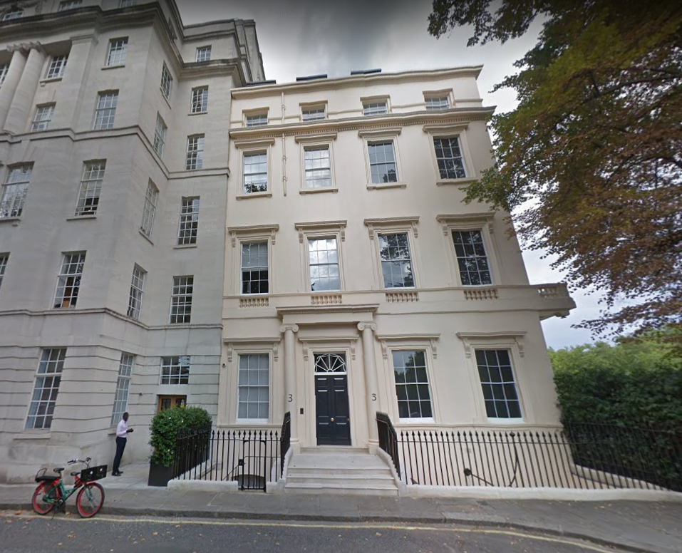 倫敦豪宅「卡爾頓花園三號」距離白金漢宮很近。（取自Google街景）