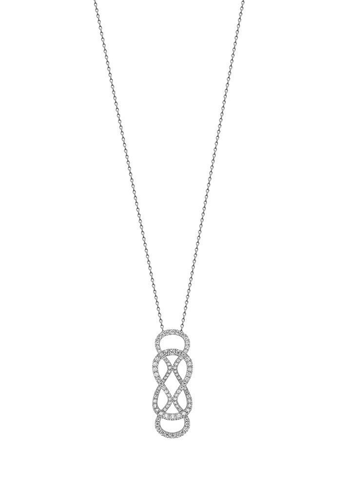 迪麗熱巴配戴的MIKIMOTO Ruyi Collection長項鍊鑽石扣飾可單獨卸下，成為鑽石墜鍊，價格店洽。圖／MIKIMOTO提供