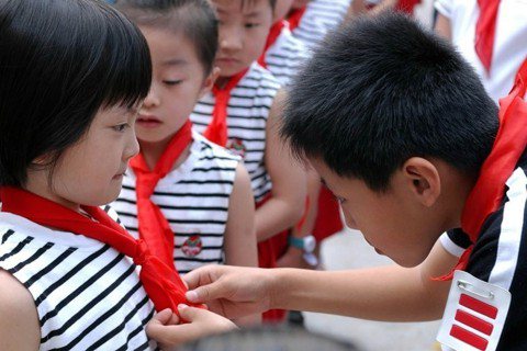 「為中華之崛起而讀書！」——中國中小學課本裡的愛國主義