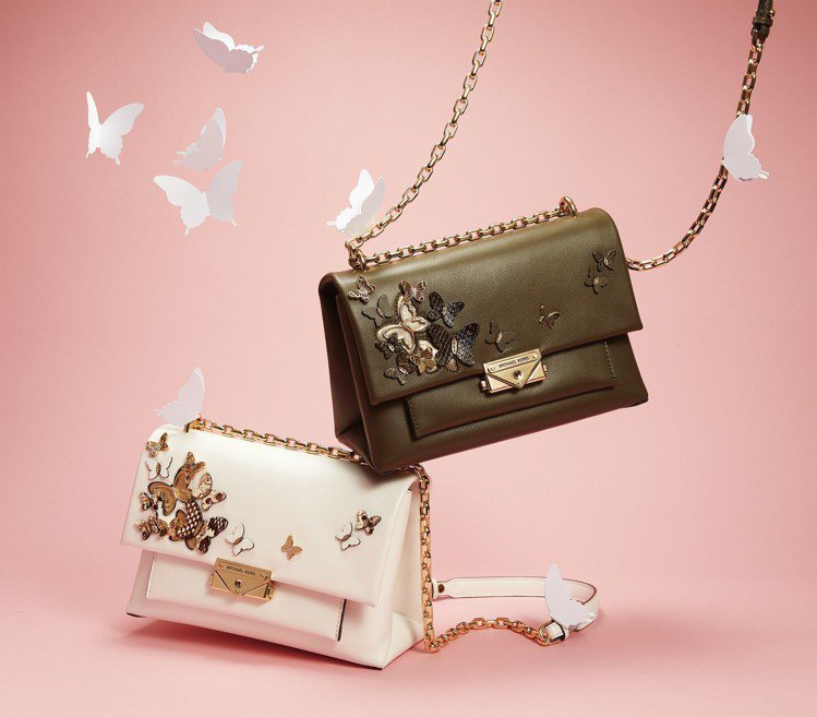 CECE立體蝴蝶裝飾鍊帶包，售價22,500元。圖／MICHAEL KORS提供