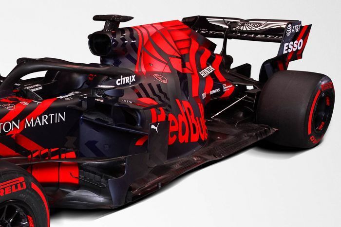 今年RB15賽車進氣口上方的造型有所更動。 摘自Red Bull Racing