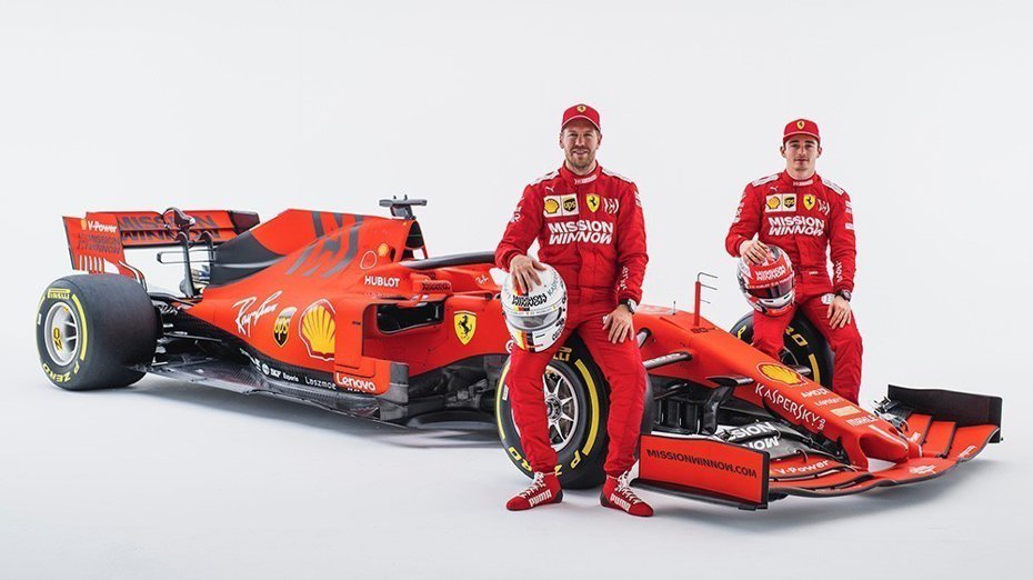 Sebastian Vettel(左)Charles Leclerc(右)。 摘自Scuderia Ferrari