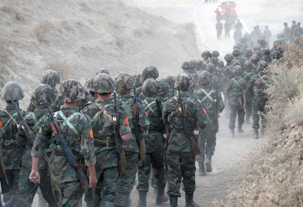 「國際危機組織」年前引述塔吉克官員與居民的小道消息，指出已有中國「維和單位」駐守...