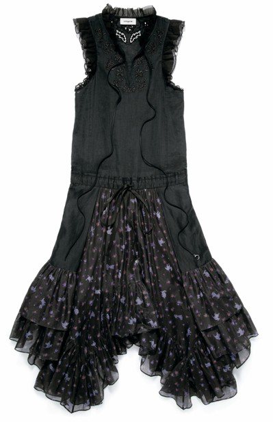 Disney x COACH的101忠狗圖樣印花裙，售價35,800元。圖／COACH提供