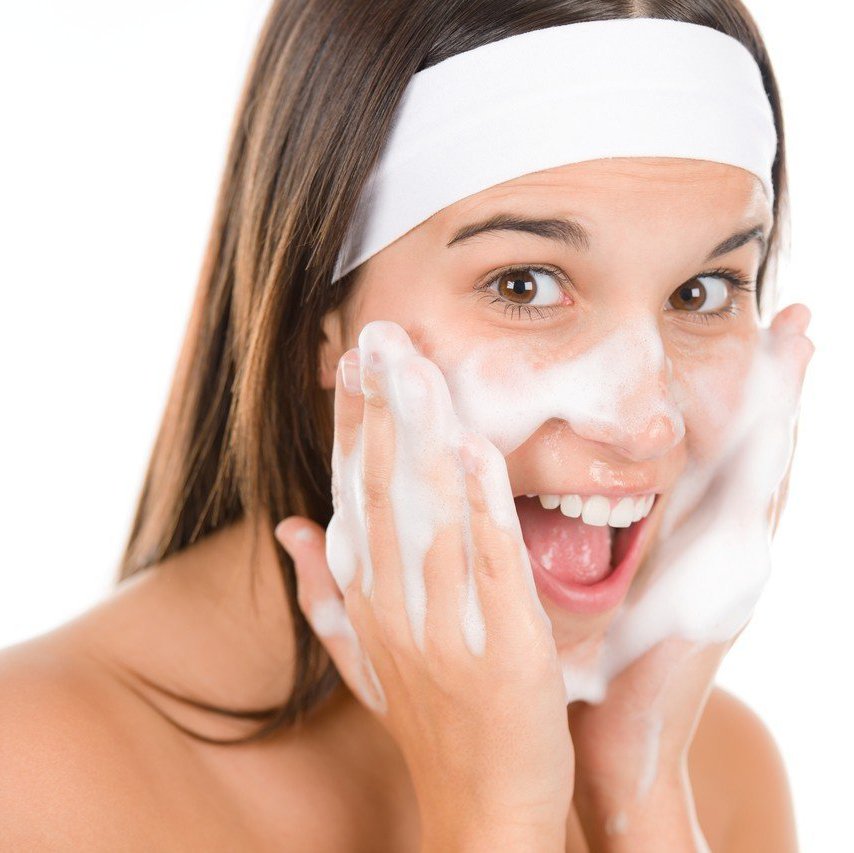 洗臉是要洗掉什麼？來聽皮膚科醫師解答