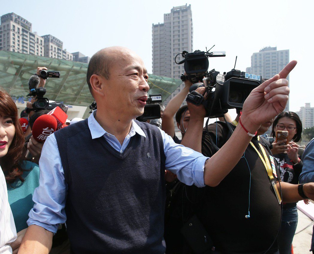高雄市長韓國瑜昨參加青海橋拆除通車典禮。記者劉學聖／攝影