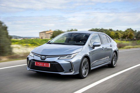 國內平價複合動力車款　除了Toyota Altis Hybrid還可以選誰？