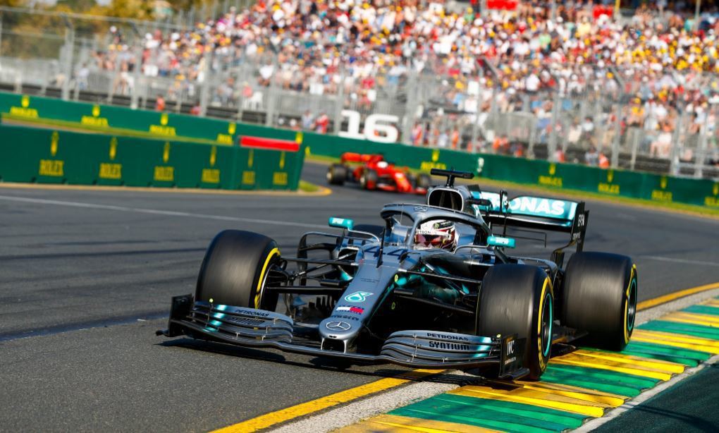 Hamilton則是對車隊要他提早換胎的策略感到不解。 摘自Mercedes A...