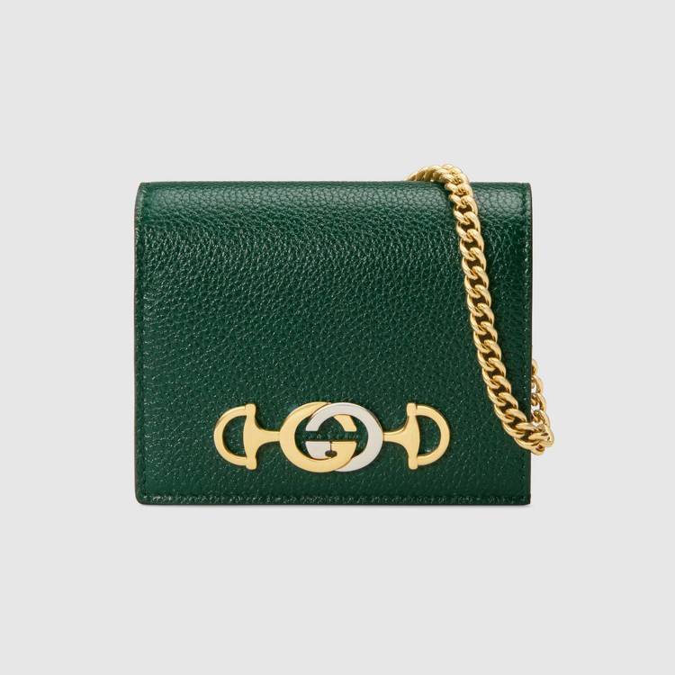 Gucci Zumi綠色鍊帶卡夾，20,400元。圖／Gucci提供