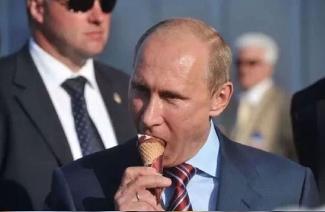 一向給人硬漢形象的俄羅斯總統普亭，是「俄羅斯冰淇淋」的最佳推銷員。 （取材自新浪...
