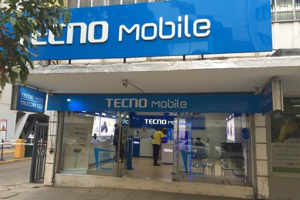 陸系品牌手機廠傳音（Transsion）今年第2季擠下Vivo，圖為傳音旗下一款手機品牌TECNO位於肯亞首都奈洛比的旗艦店。 取自傳音官網