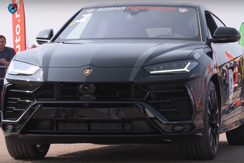 影／Lamborghini Urus終於碰到Porsche Cayenne了！頂級性能休旅之戰開打！