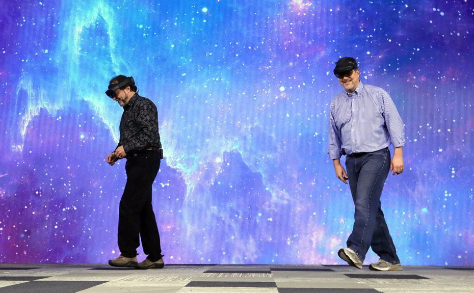 微軟一年一度的Build開發者大會，今年的活動開場以智慧眼鏡HoloLens 2打頭陣，卻發生技術故障。美聯社