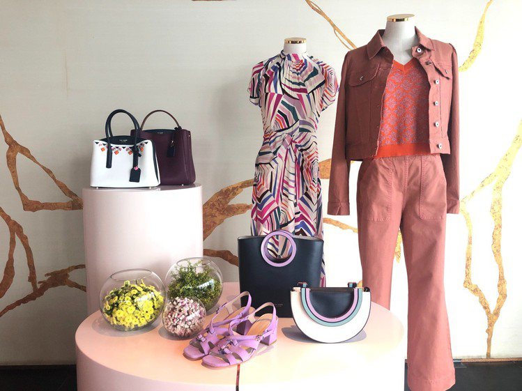 Kate Spade發表的全新夏日系列以服裝和包款搭出色彩豐富的層次。記者楊詩涵／攝影