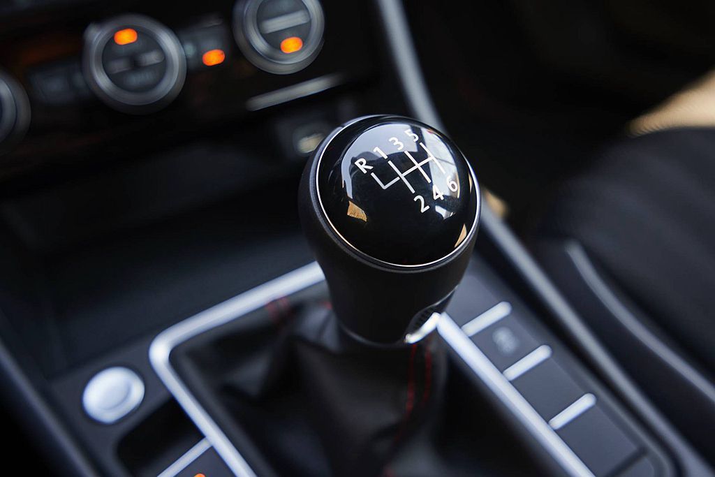 美規福斯Jetta GLI將6速手排列為標準配備。 圖／Volkswagen提供