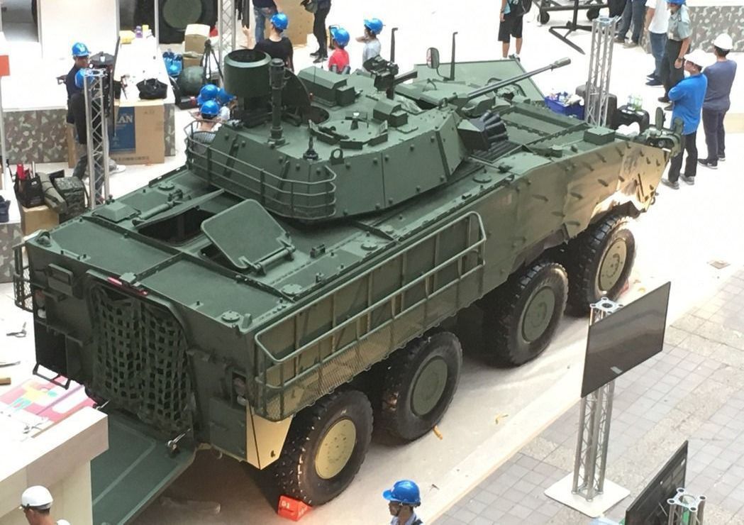 新型30機砲型甲車將首次公開實彈射擊。聯合報系資料照片／記者洪哲政攝影