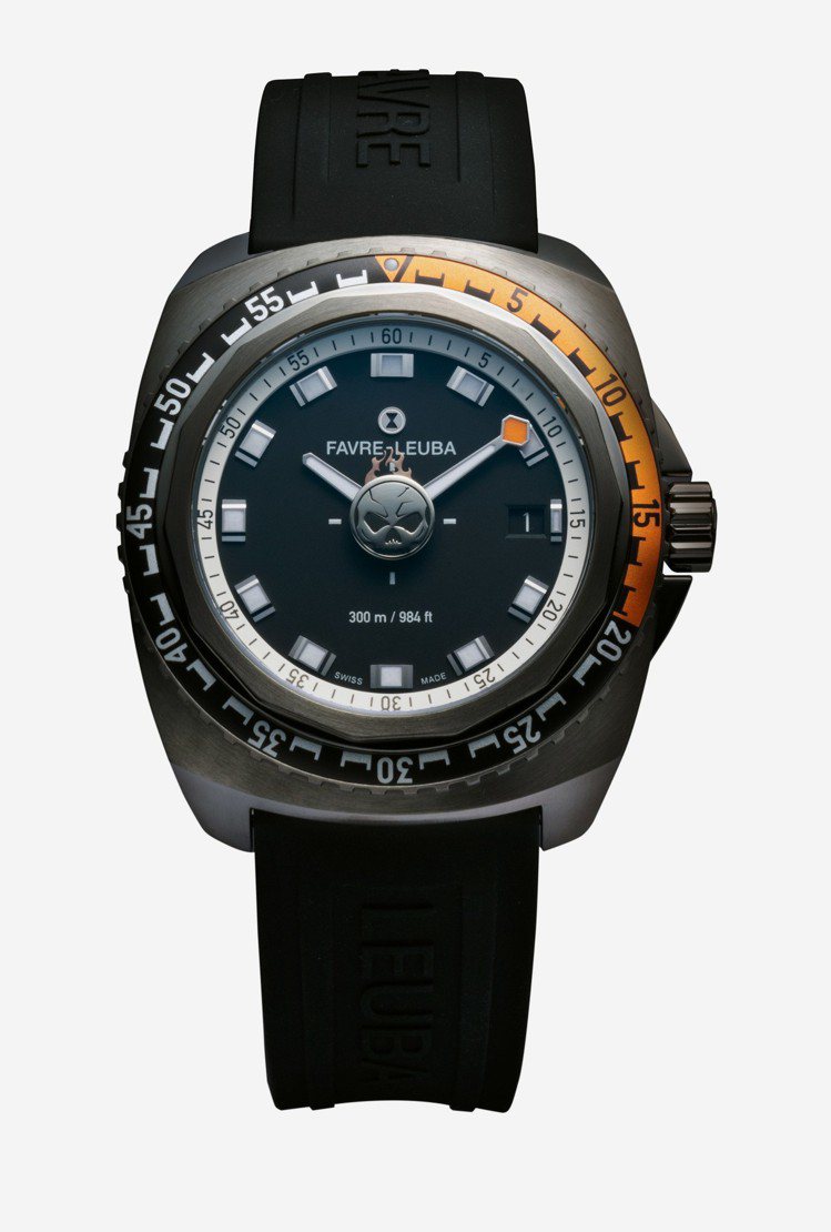 亞洲限定概念款Deep Blue Passion腕表，不鏽鋼表殼搭配鋁合金單向旋轉表圈，限量28只，約79,000元。圖／瑞博品提供