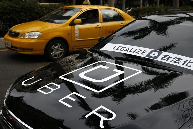 2017年2月，Uber司機上街頭表達Uber合法化之訴求。 圖／歐新社
