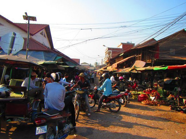 Siem Reap 的 Leu Market 市場，觀光客較少前來
