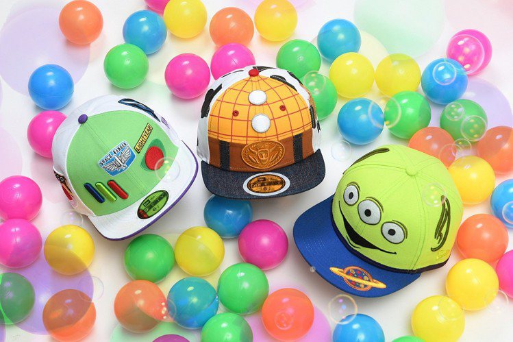 《NEW ERA x玩具總動員》帽款，包含成人、親子及兒童帽款。圖／NEW ERA提供